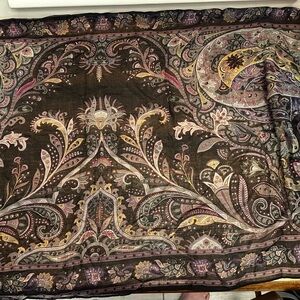 ETRO Milano v. Spartaco 3 Cashmere Shawl / Scarf